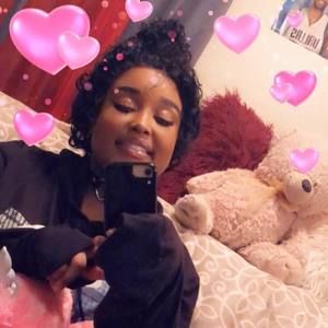 Meet your Posher, Brittney